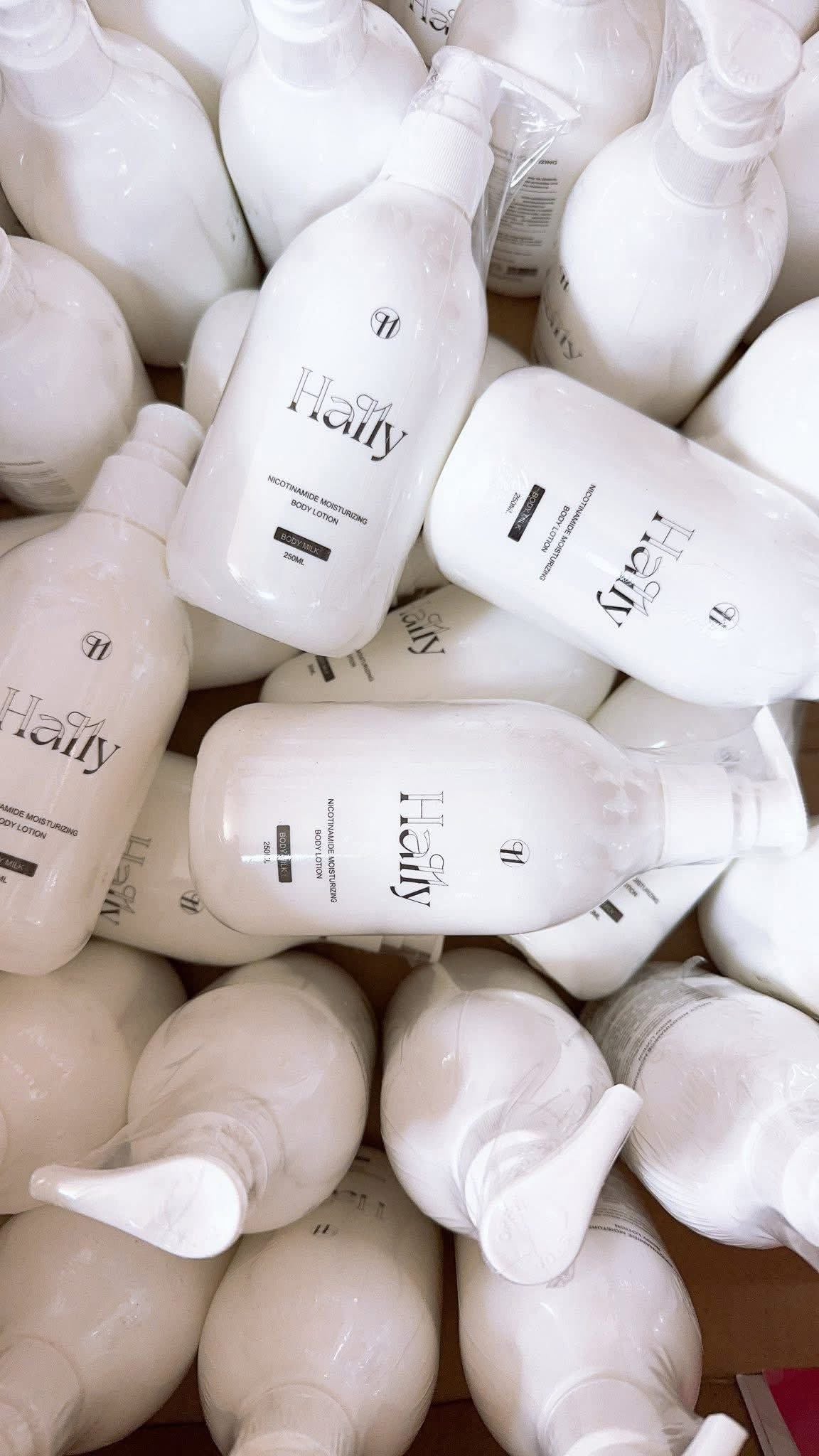 Hally Body Lotion