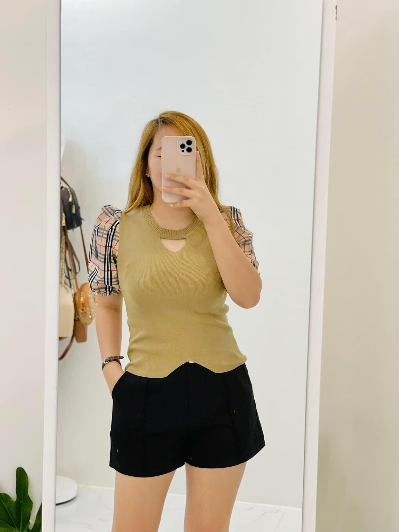 Burberry deals inspired top