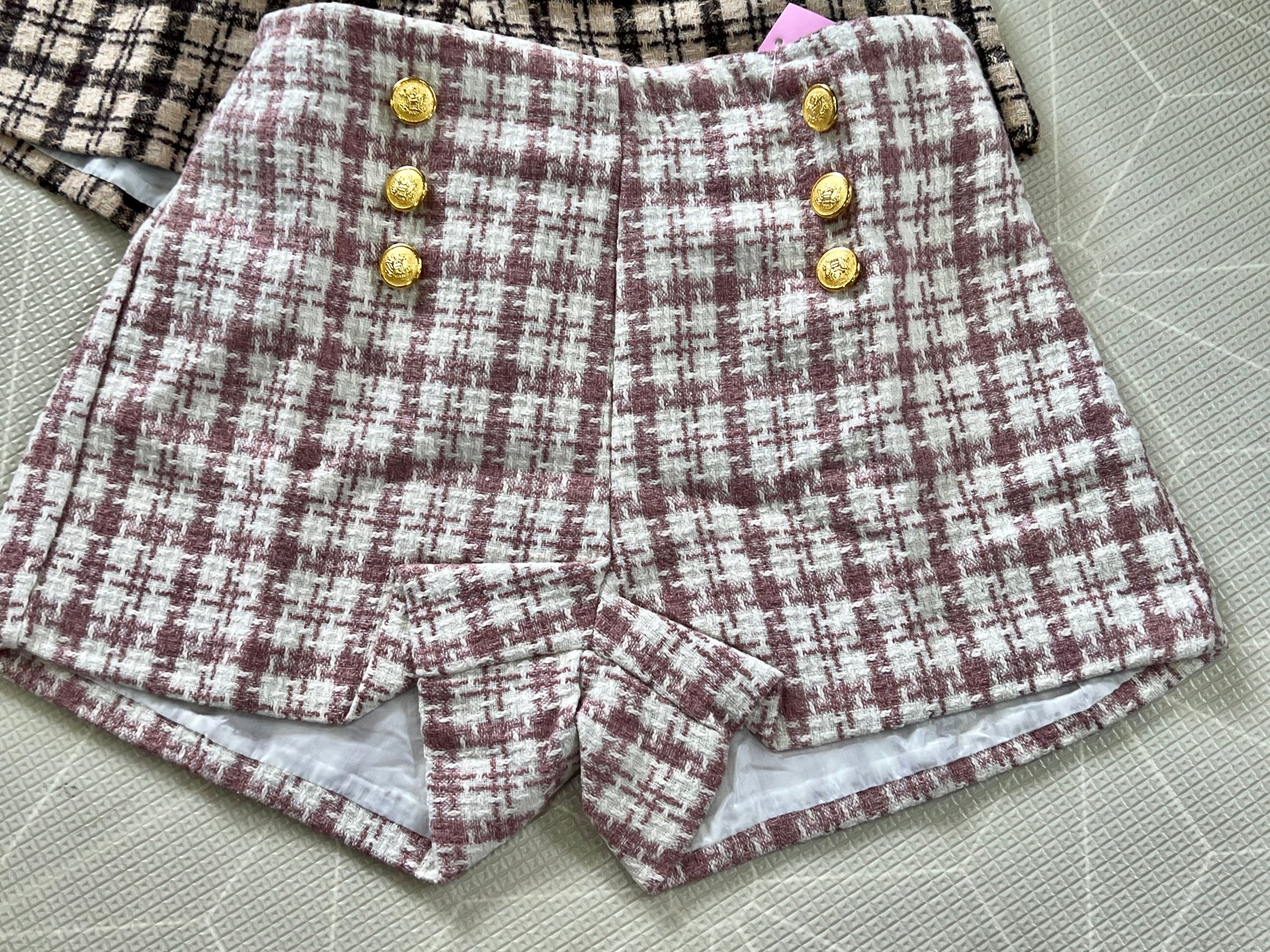 BINKY 🌸 Premium Quality Korean Tweed Shorts