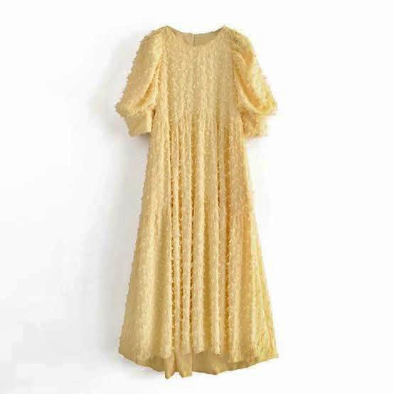 Heart Evangelista Celebrity Dress Color: Yellow